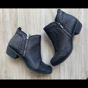 Lucky Brand Black Zipper Booties